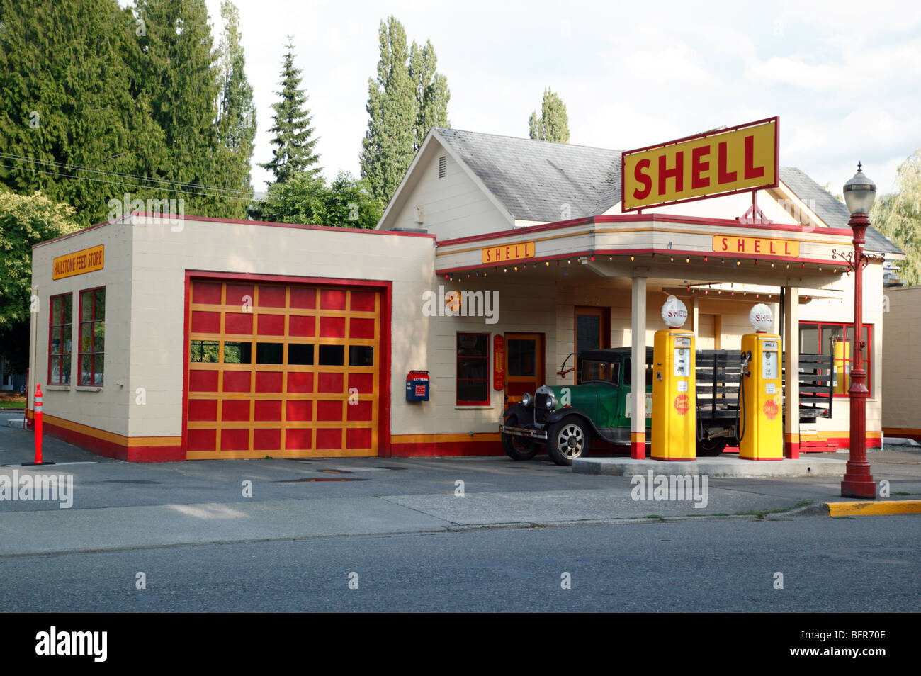 L'alimentation et de gaz grêlon store, Issaquah, Washington, USA Banque D'Images