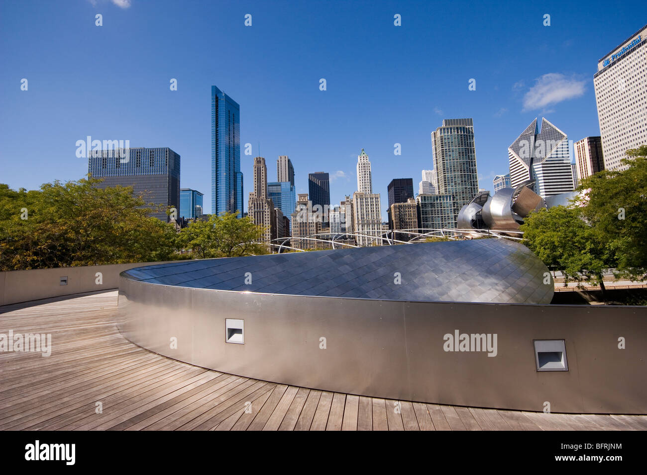 Le centre-ville de Chicago pont BP Banque D'Images