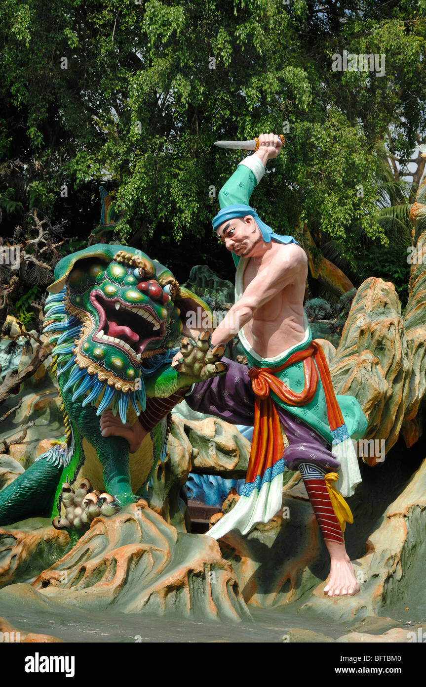 Dragon Slayer tuer un dragon chinois, Tiger Balm Gardens Parc à thème Chinois, Singapour Banque D'Images