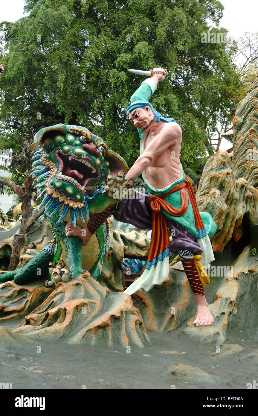 Dragon Slayer tuer Chinese Dragon, Tiger Balm Gardens Parc à thème Chinois, Singapour Banque D'Images