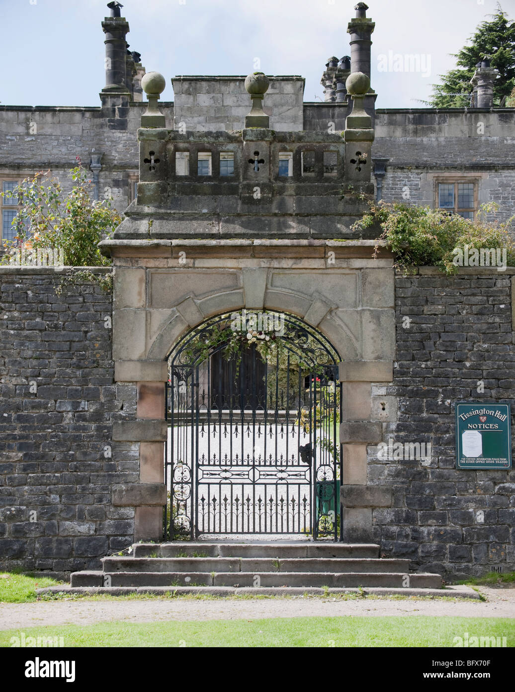 L'extérieur d'une demeure seigneuriale. Hôtel de Tissington, Derbyshire, Angleterre, RU, crête distruct, parc national. Banque D'Images