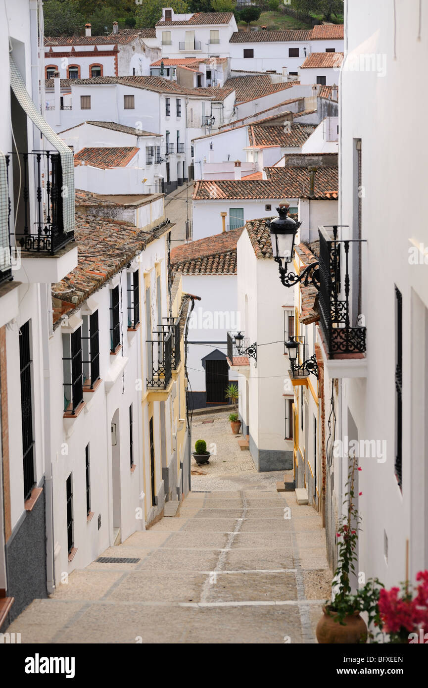 Andalousie Andalousie village blanc Pueblo Blanco Espagne Almonaster la Real Banque D'Images