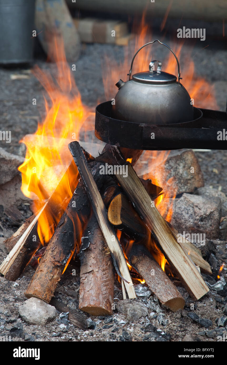 Cafetière sur le feu Photo Stock - Alamy