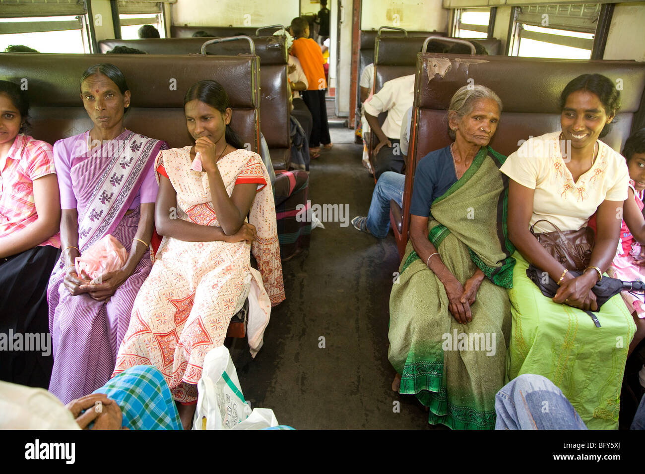Sri Lanka, la gare principale à l'est de Colombo vers la région montagneuse, Kandy, par Nanu Oya, pour Nuwara Eliya et Ella à Badulla Banque D'Images