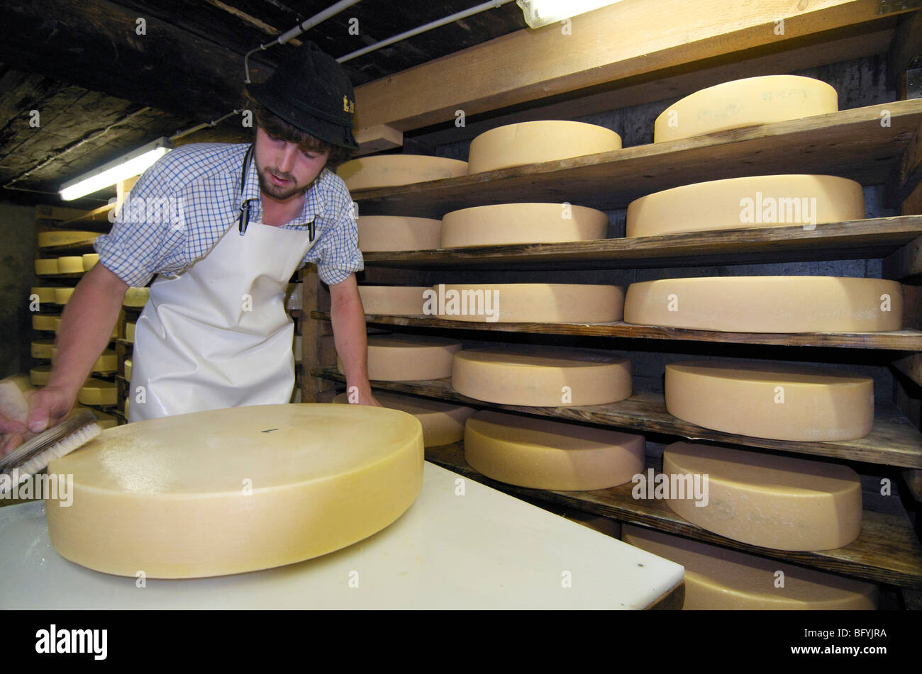 Senn, une alpine dairyman sur Schlappoltalm, alpages sur Fellhorn, montagne, Oberstdorf Allgaeu, Bavaria, Germany, Europe Banque D'Images