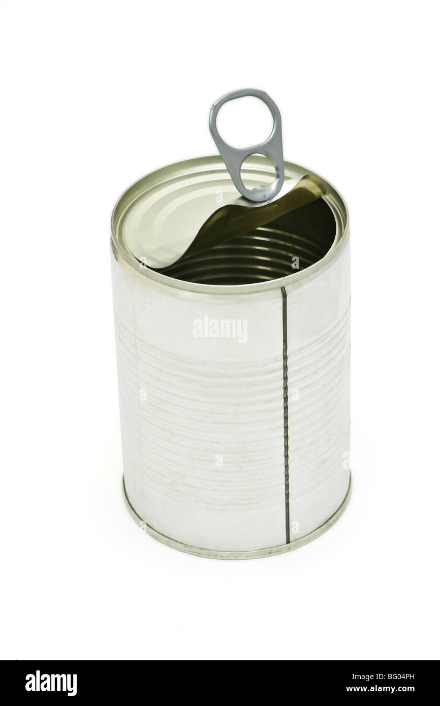 Boîte de conserve vide sur fond blanc Photo Stock Alamy