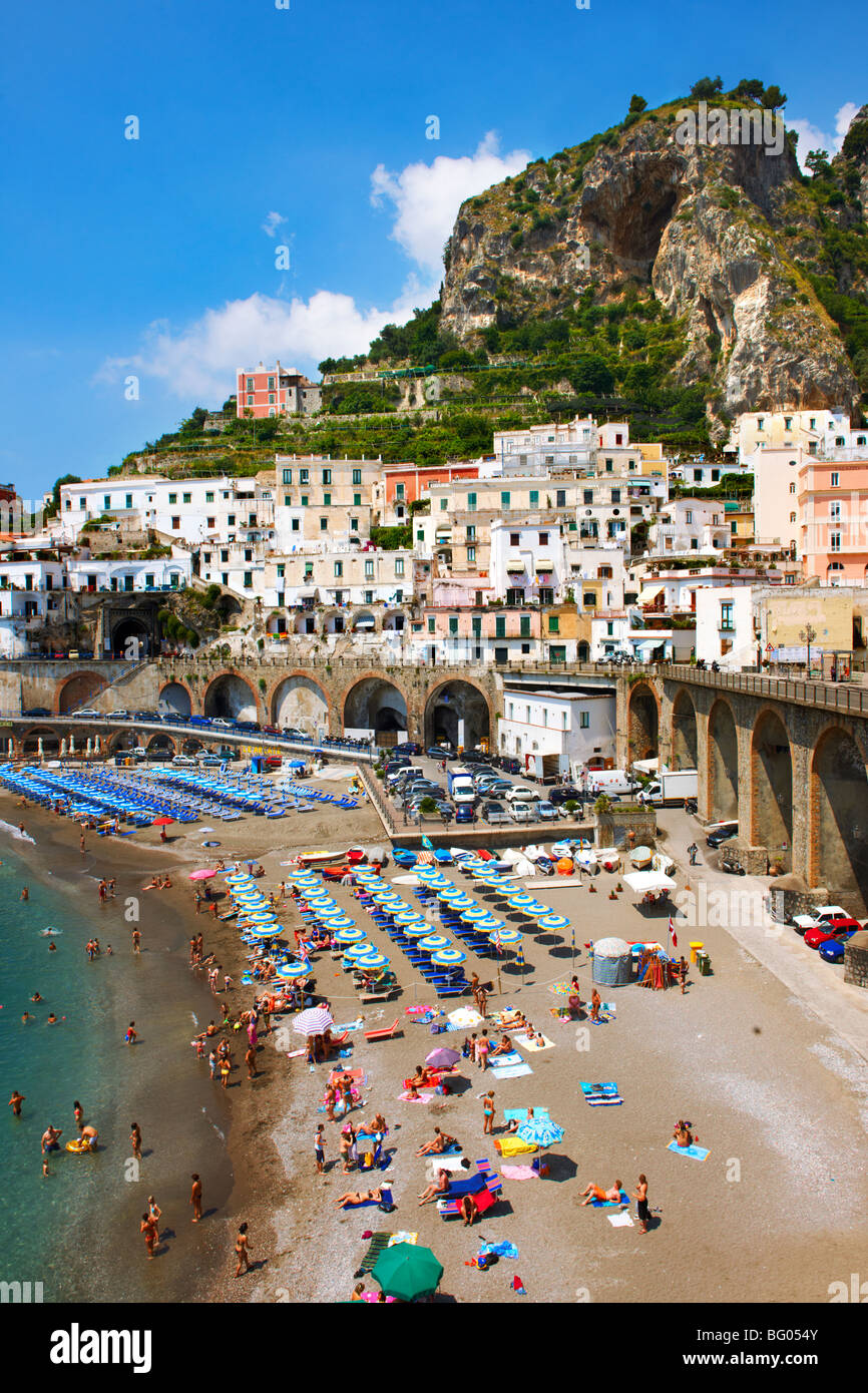Station balnéaire d'Atrani côte amalfitaine ; Italie ; Banque D'Images