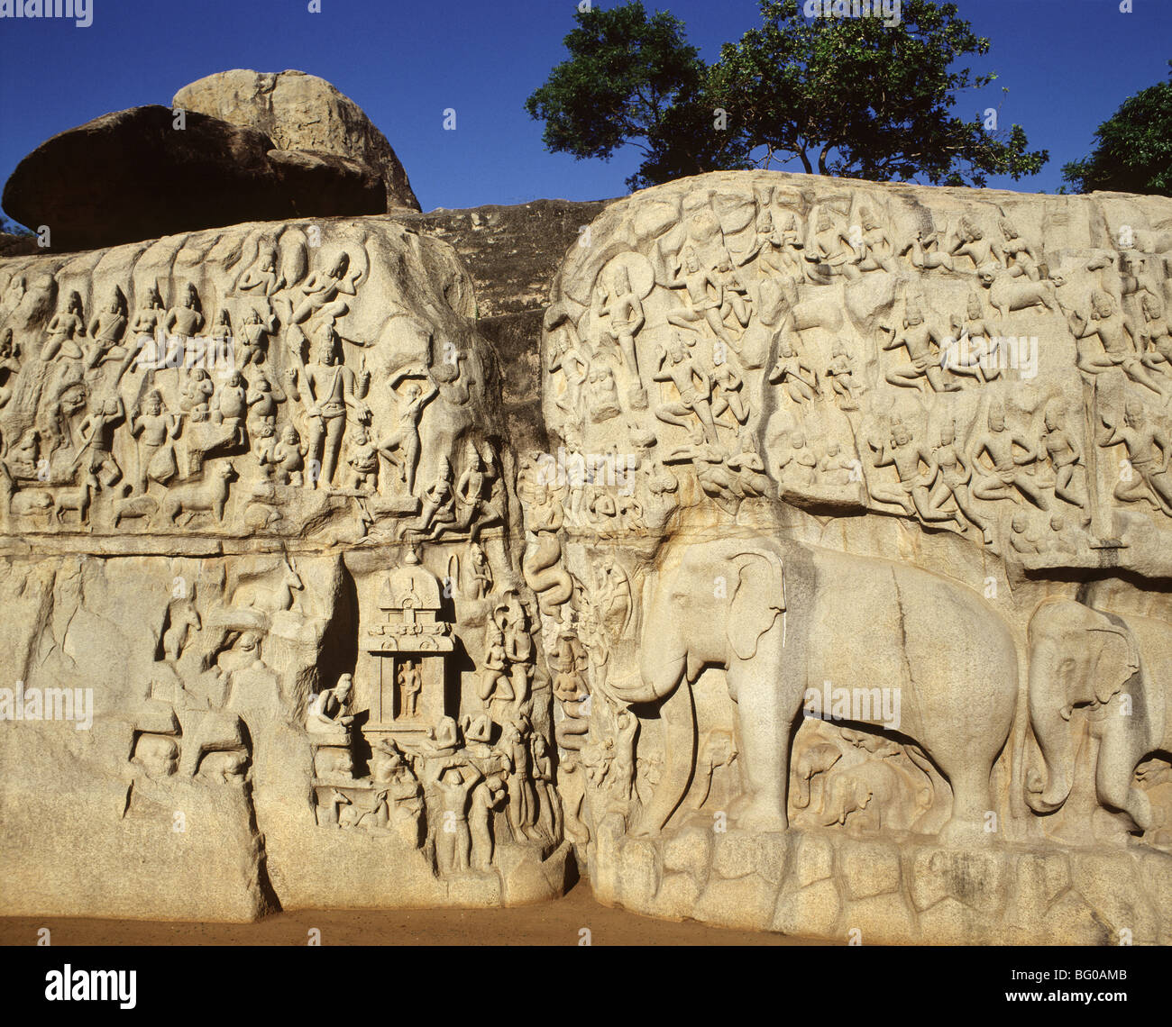 La pénitence d'Arjuna, Mahabalipuram, UNESCO World Heritage Site, Kancheepuram district, Tamil Nadu, Inde, Asie Banque D'Images