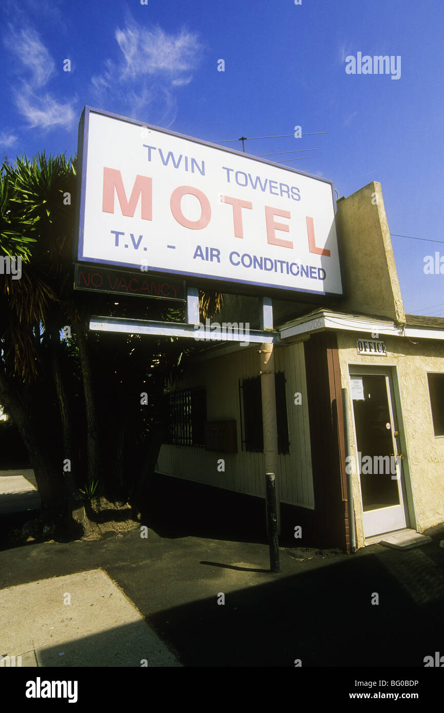 Les Twin Towers Motel, un petit motel familial, à proximité de l'aéroport  de Los Angeles, Californie Photo Stock - Alamy