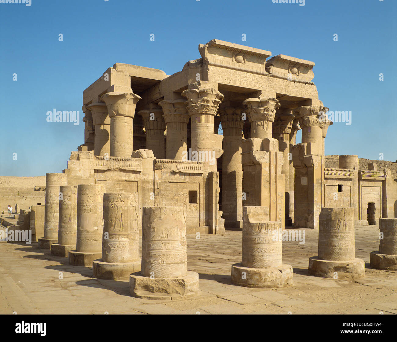 Temple d'époque ptolémaïque et Haroeris (Horus et Sobek Suchos), Kom Ombo, Egypte, Afrique du Nord, Afrique Banque D'Images