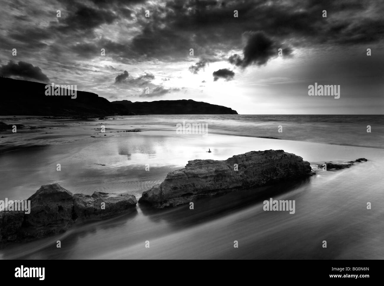Jour de tempête sur Singing Sands (Camas Sgiotaig), à l'île de Eigg, Hébrides intérieures, Ecosse, Royaume-Uni, Europe Banque D'Images