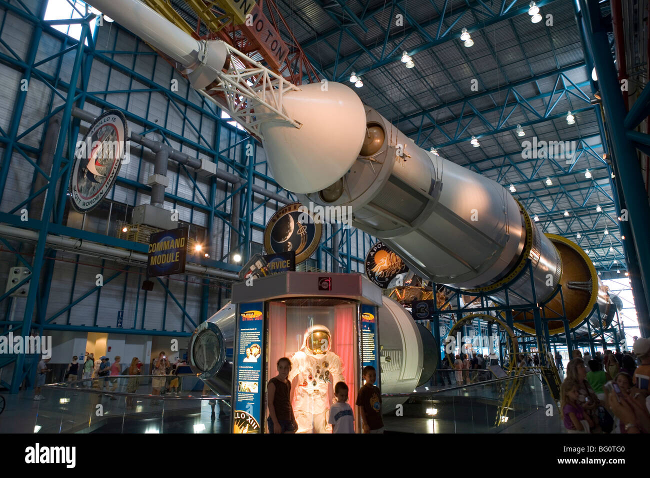 Fusée Saturn V, les modules de service et de commande, et de l'espace couleur de l'Apollo 13, Kennedy Space Center, Cap Canaveral, Floride, USA Banque D'Images