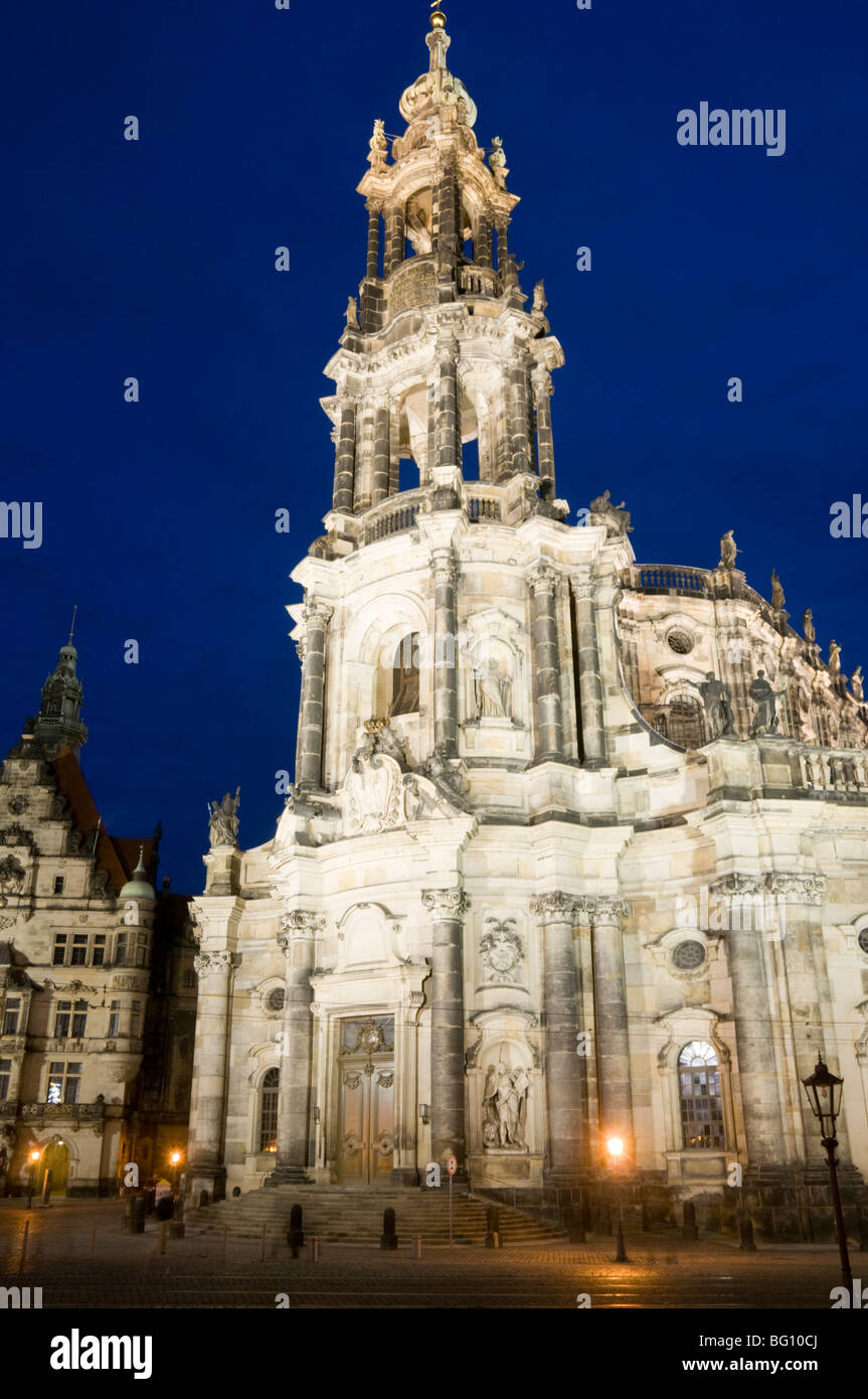 L'église de la Cour Catholique, Dresde, Saxe, Allemagne, Europe Banque D'Images