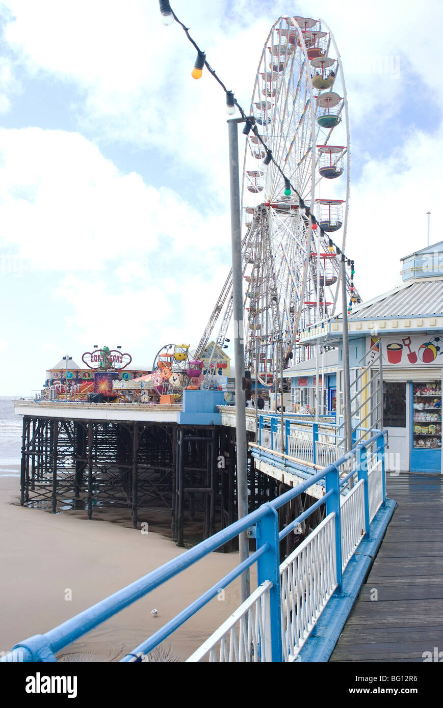 Le Central Pier, Blackpool, Lancashire, Angleterre, Royaume-Uni, Europe Banque D'Images