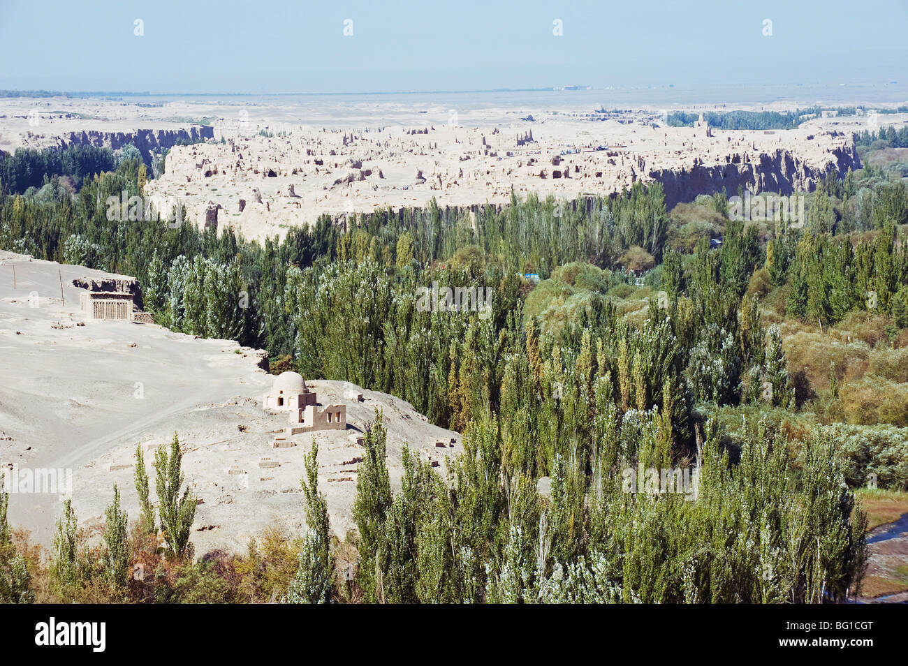 Ville en ruines de Jiaohe Turpan, sur la Route de la Soie au patrimoine mondial de l'UNESCO, la Province du Xinjiang, China, Asia Banque D'Images