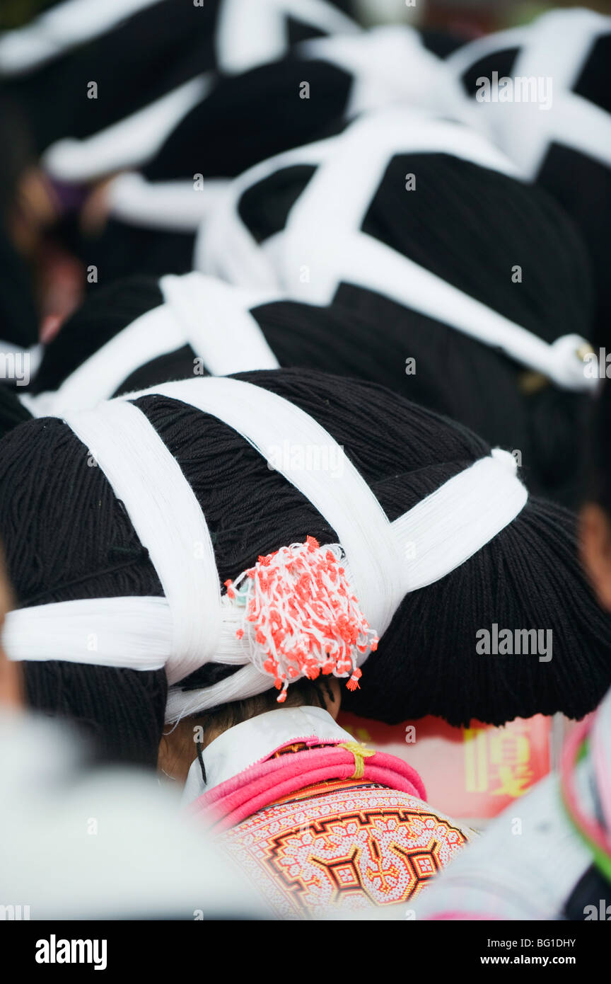 Long Horn festival du Nouvel An lunaire Miao célébrations dans Sugao ethnic village, province de Guizhou, Chine, Asie Banque D'Images