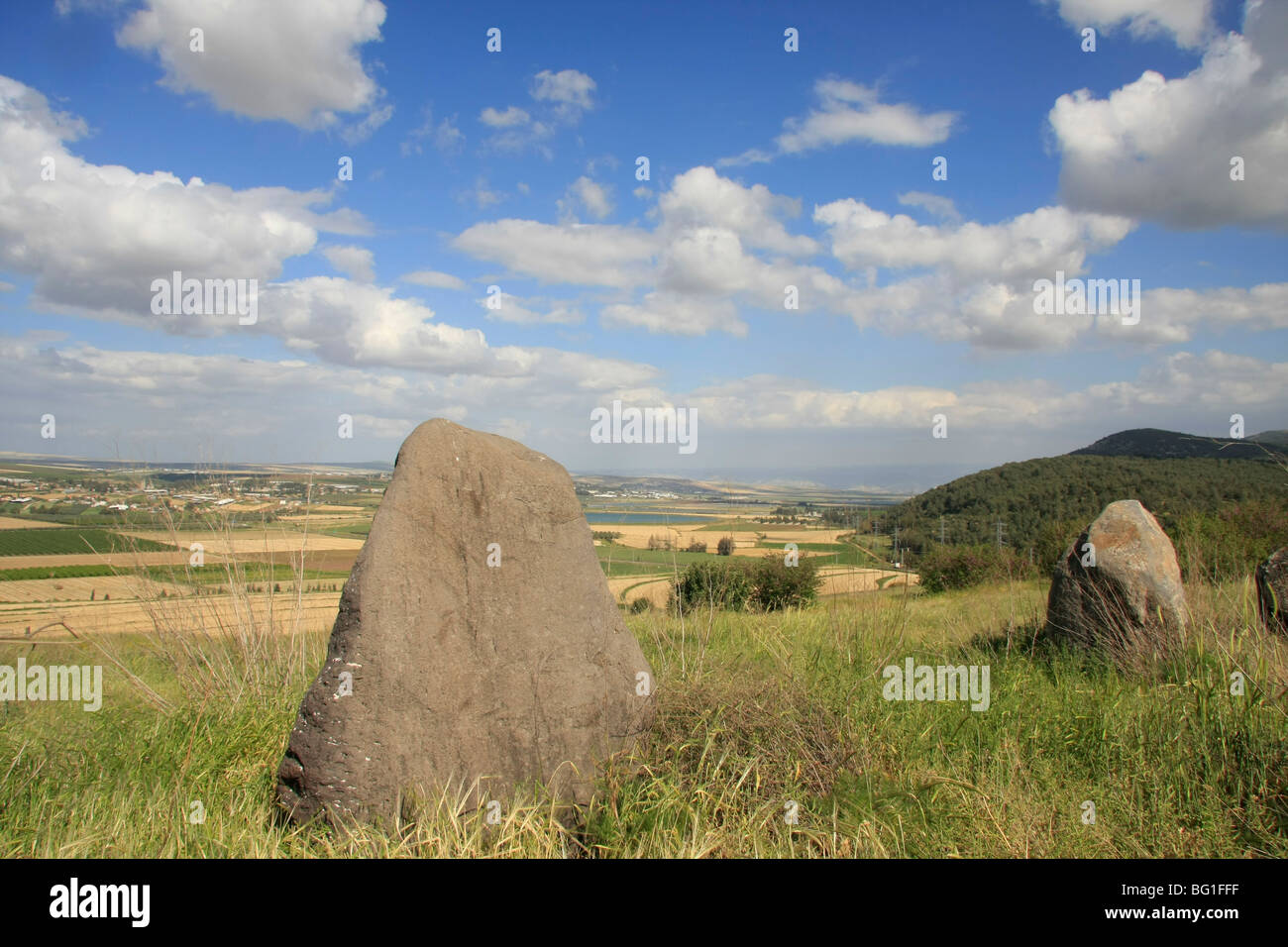 Israël, une vue sur la vallée de Harod et le mont Gilboa, de Tel Jizreel Banque D'Images