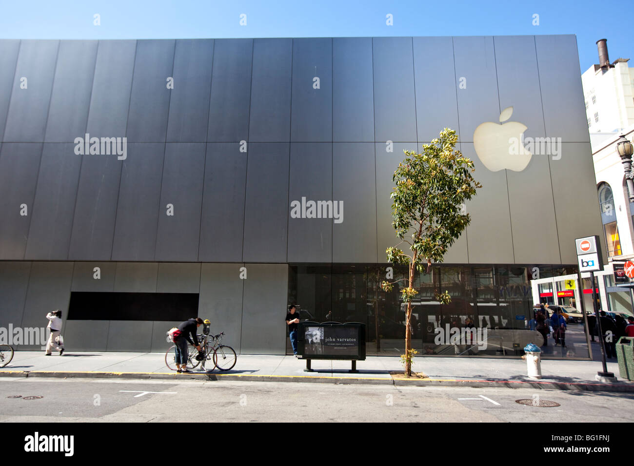 Sur un Apple Store Stockton Street à San Francisco en Californie Banque D'Images