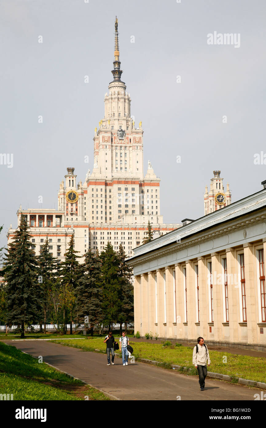 L'État stalinien University building, l'un des sept Sœurs qui sont sept gratte-ciel staliniens, Moscou, Russie, Europe Banque D'Images