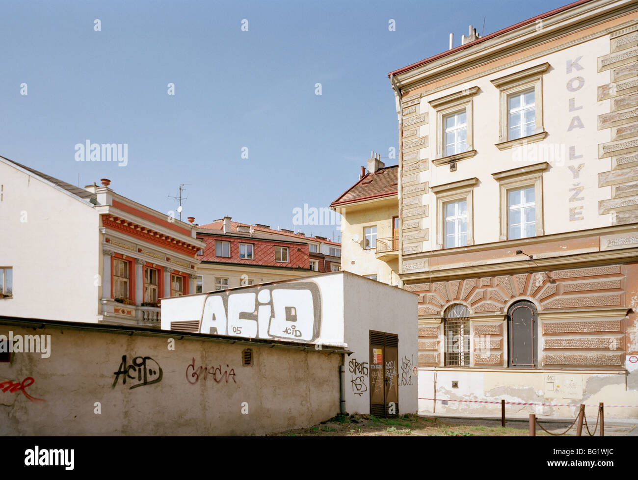 World Travel. L'art du graffiti dans l'ancienne ville de Prague en République tchèque, en Europe de l'Est. Culture Histoire Voyageur Wanderlust Banque D'Images