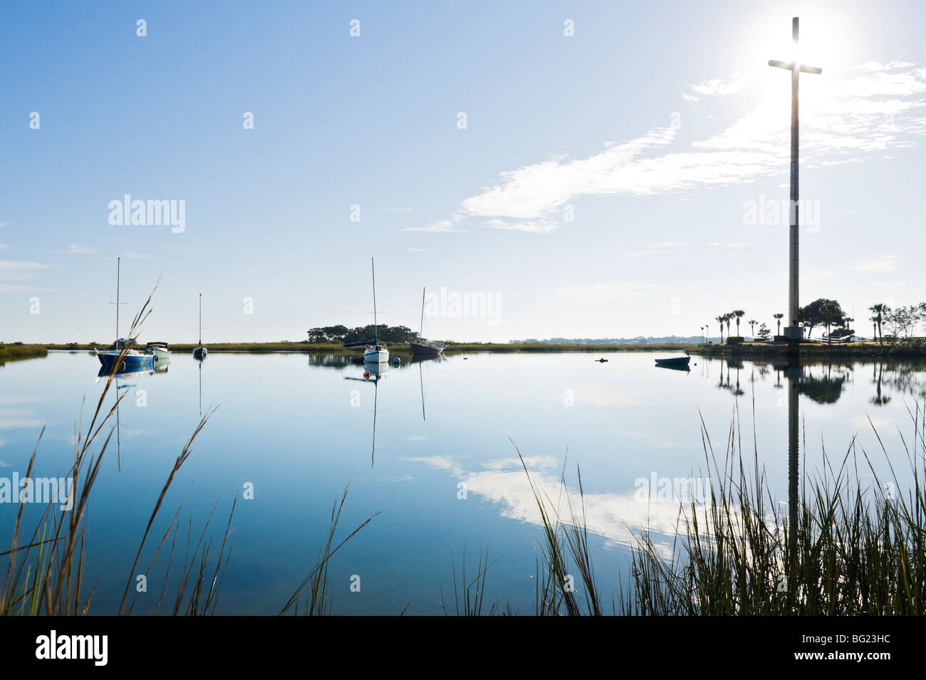 Vue sur le ruisseau de l'hôpital de la grande croix sur l'ancien site de l'ancienne Mission Nombre de Dios, St Augustine, Floride, USA Banque D'Images