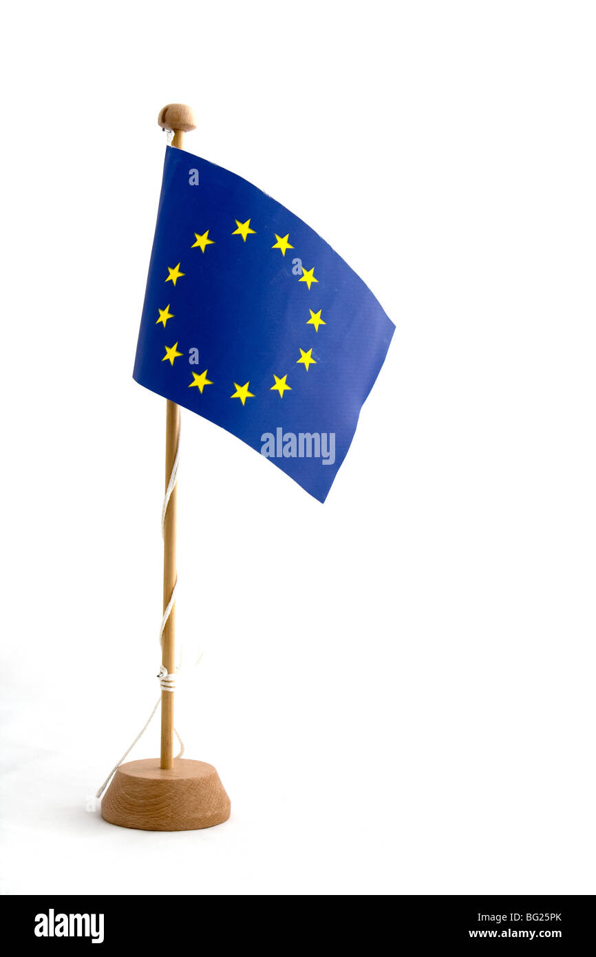 Drapeau de l'Union européenne monde miniature isolé sur fond blanc Banque D'Images