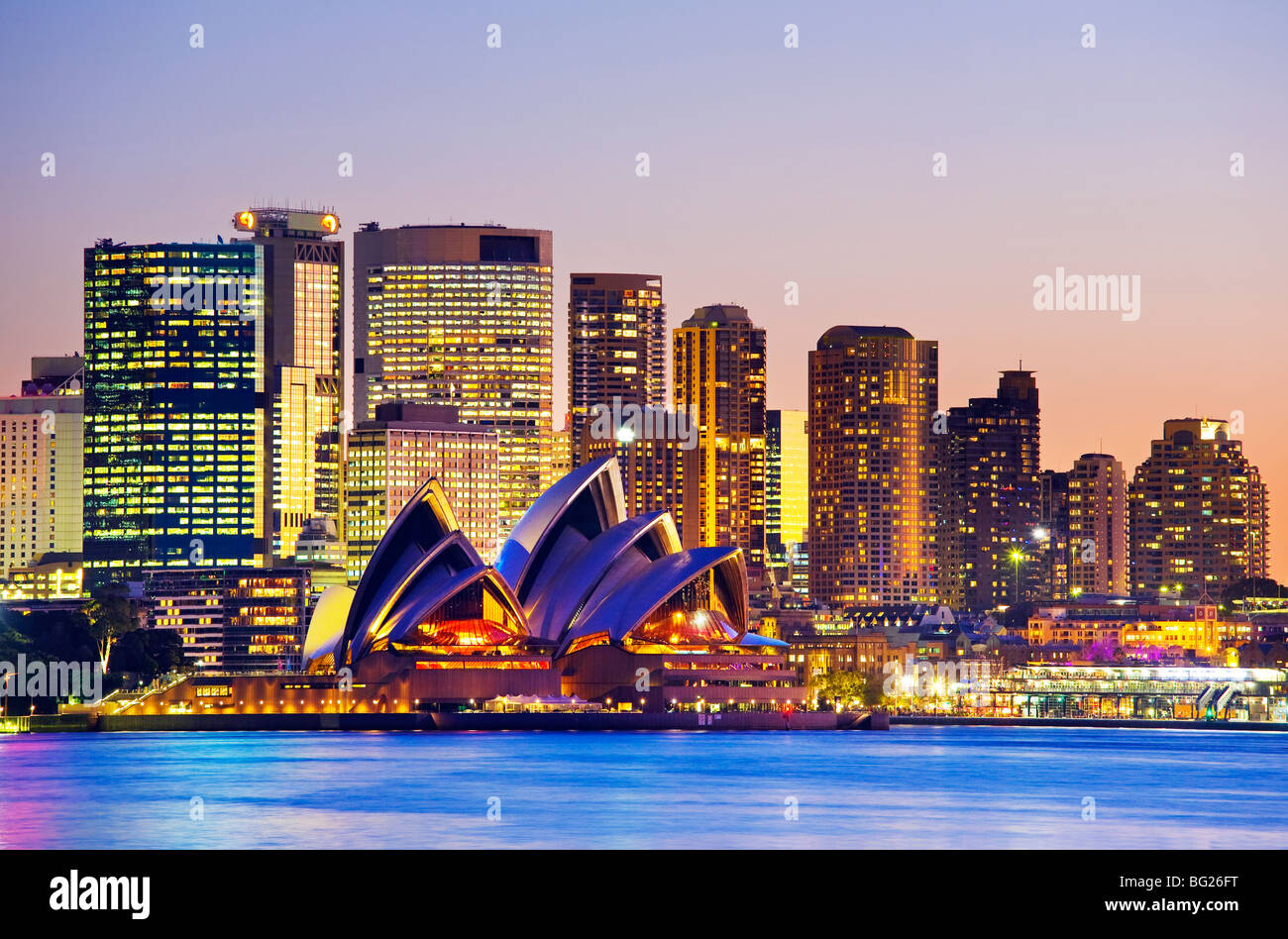 Opéra de Sydney et Sydney skyline. L'Australie, New South Wales, Sydney Banque D'Images