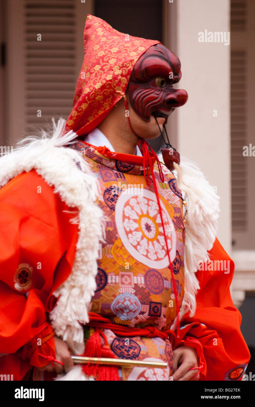 L'homme japonais en costume traditionnel de Tado, le Japon Gagaku Photo  Stock - Alamy