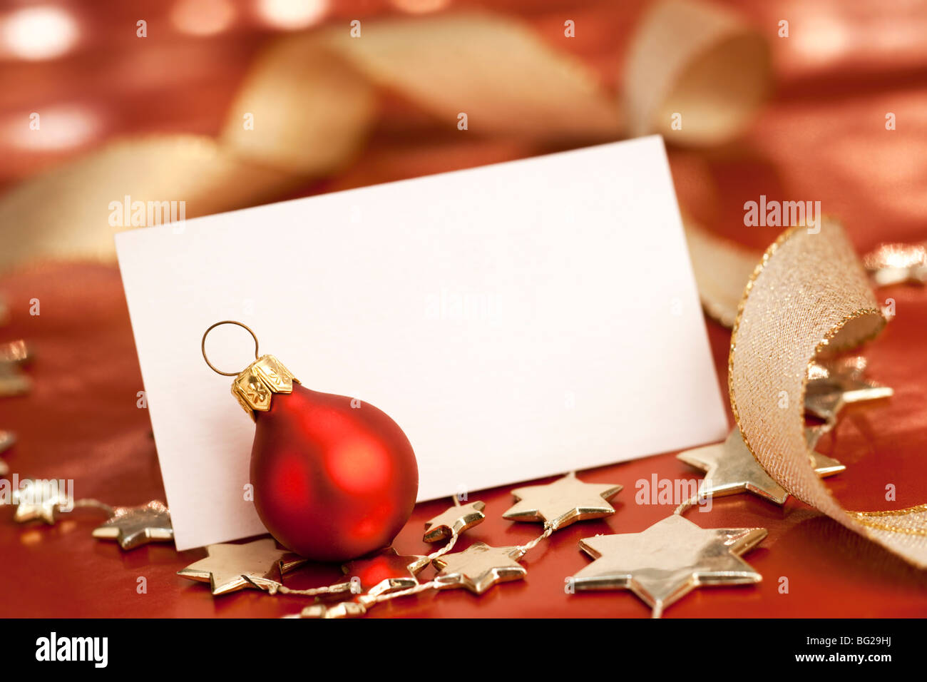 Décoration de Noël avec carte vierge. Focus sélectif, l'aRGB. Banque D'Images
