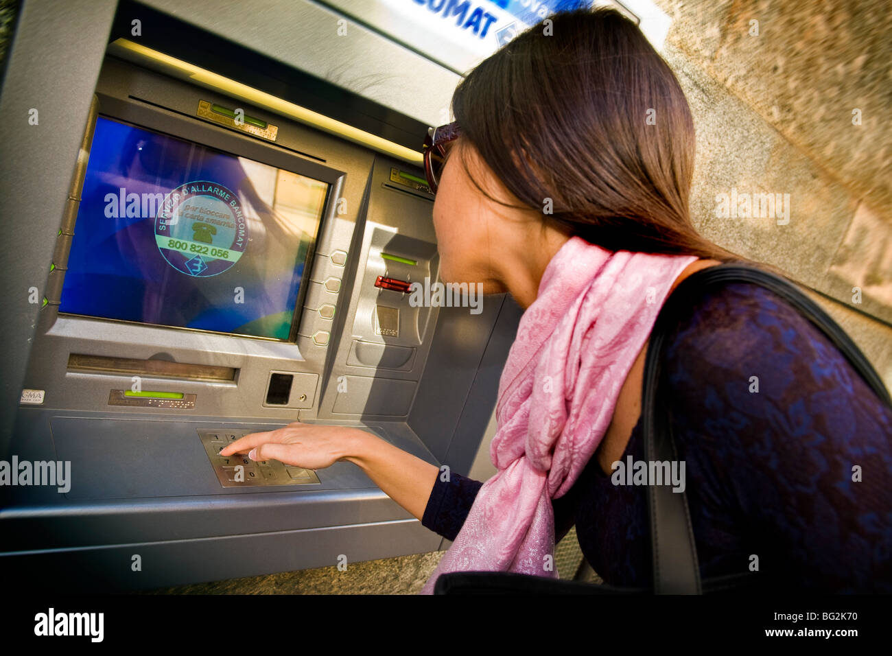 Le distributeur de billets, bancomat, Milan, Italie Banque D'Images