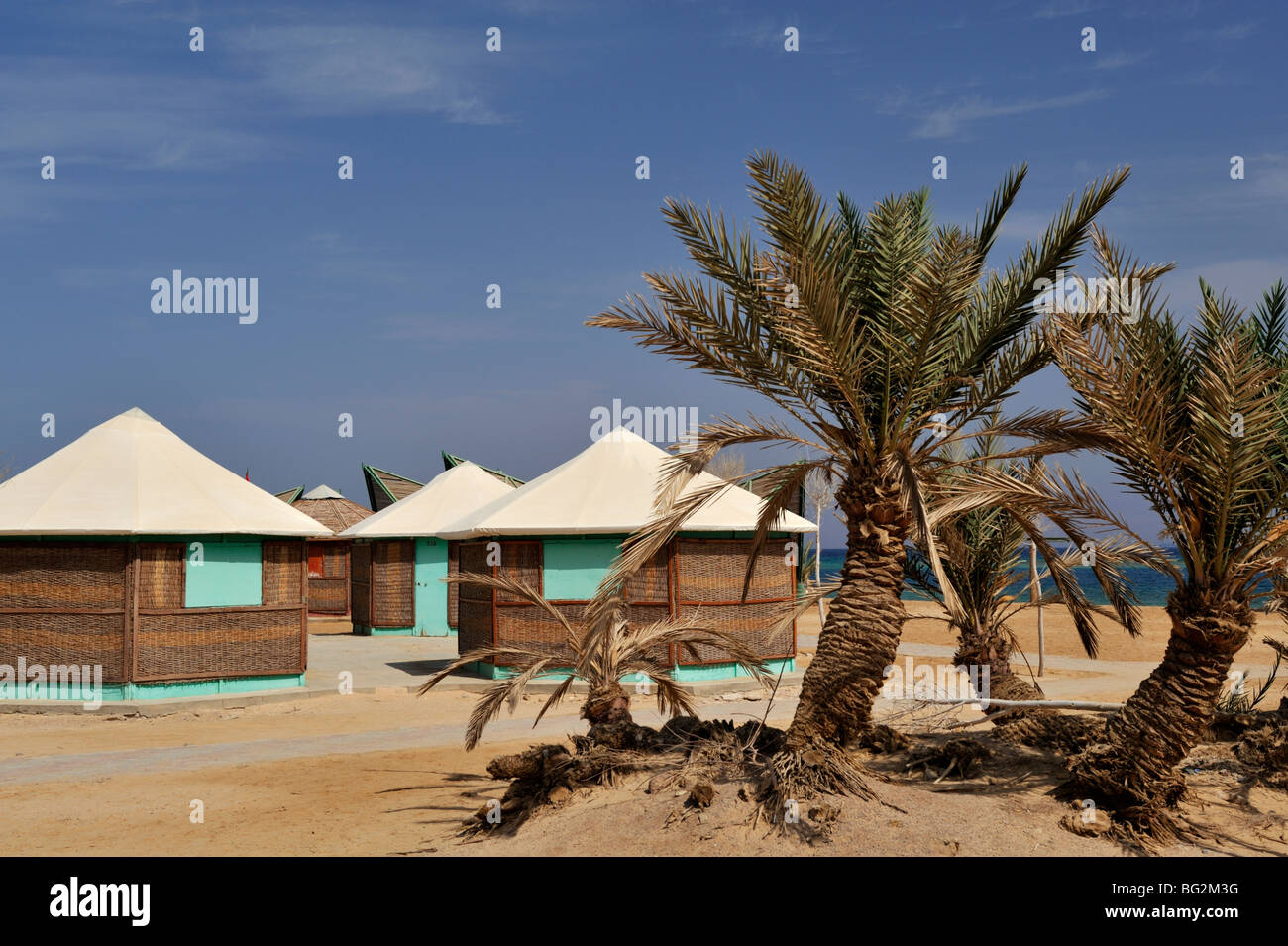Cabines de plage à Nuweiba Resort Village, 'Red Sea, Sinaï, Égypte Banque D'Images