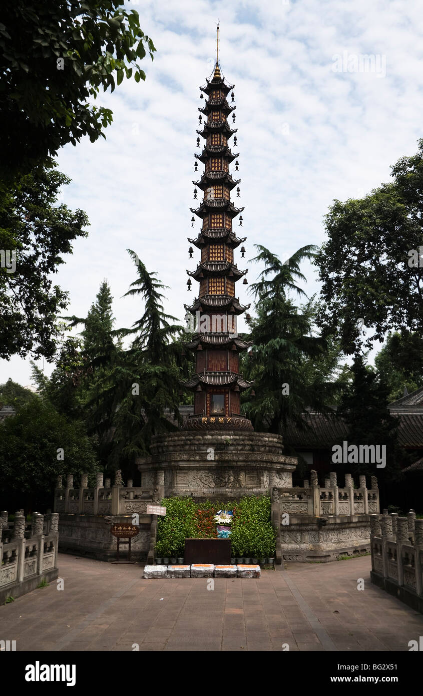 La Pagode de la paix mille Bouddha au monastère de Wenshu (Xin Xiang Temple) Banque D'Images