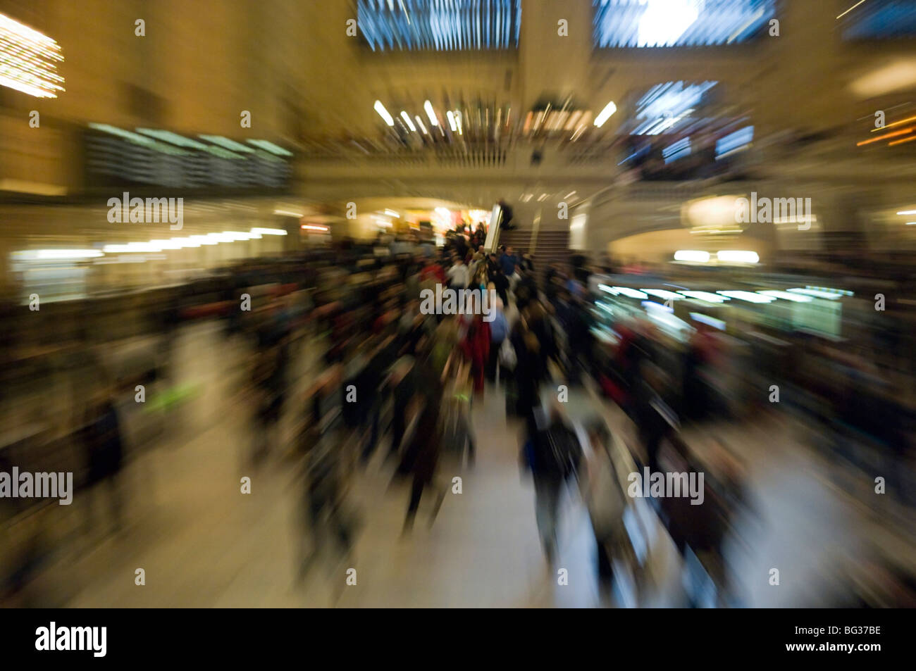 Les voyageurs au Grand Central Terminal de New York Banque D'Images