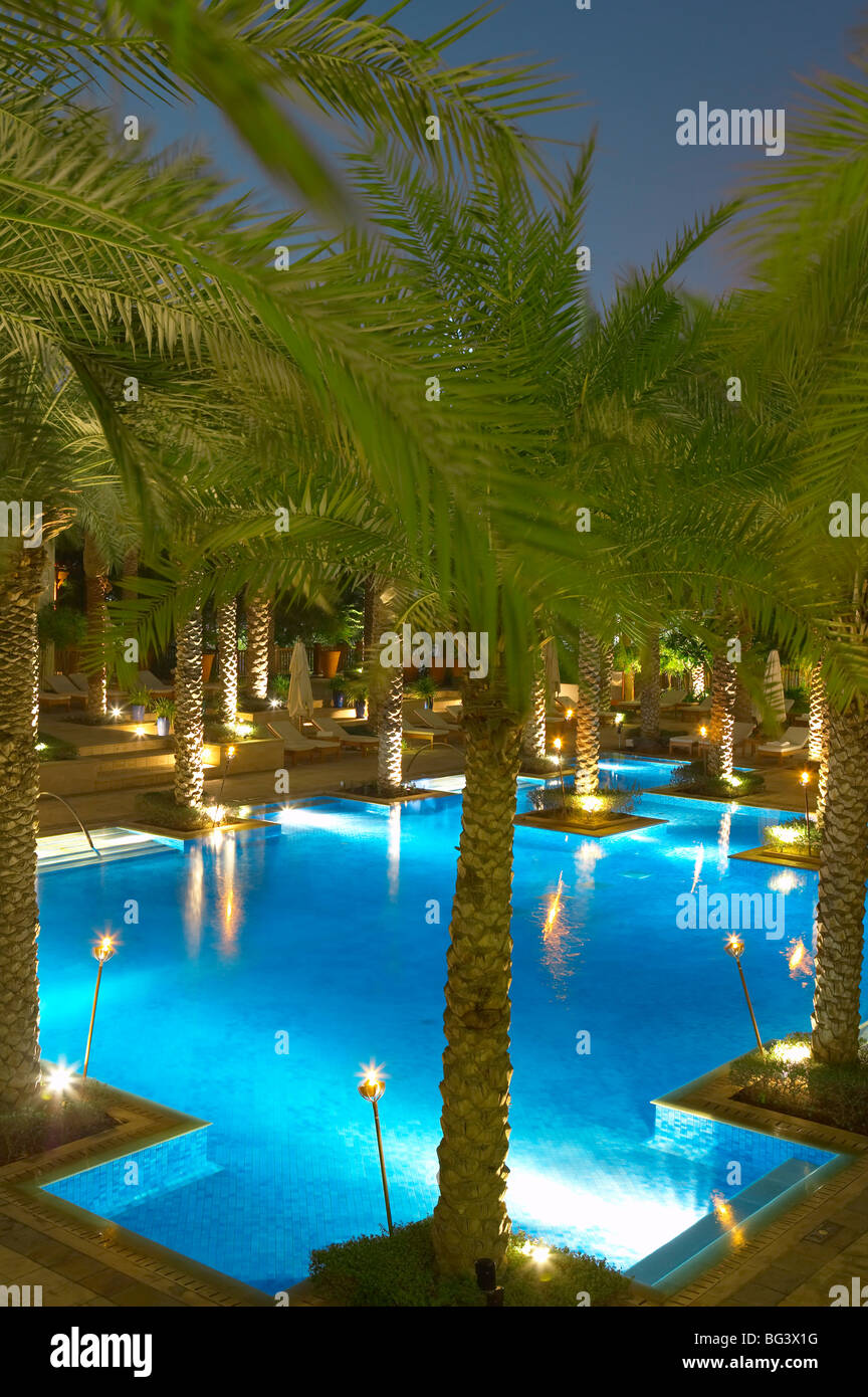 Piscine de l'hôtel à Dubaï, Émirats arabes unis, Moyen Orient Banque D'Images