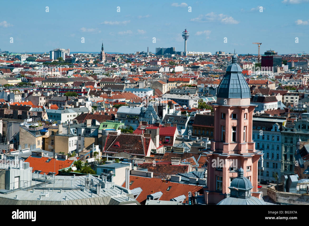 Blick auf Dächer, Wien, Österreich | voir sur les toits, Vienne, Autriche Banque D'Images