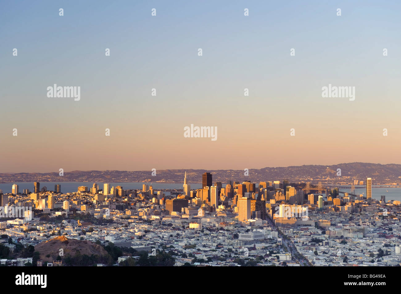 États-unis, Californie, San Francisco, Skyline vue de Twin Peaks Banque D'Images