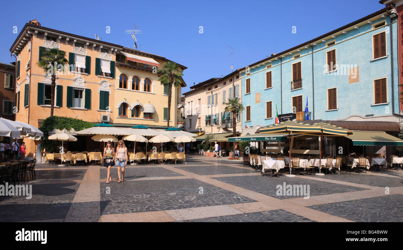 Sirmione, Province de Brescia, Lombardie, Italie, Europe Banque D'Images