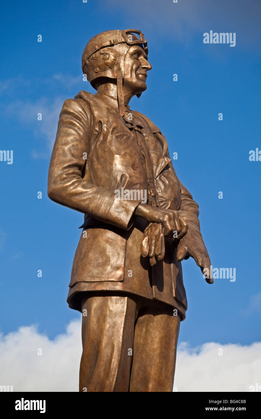 Trafalgar Square Londres ; socle ; Quatrième ; l'Air Chief Marshal Sir Keith ; cour sculptée par les Johnson ; Novembre 2OO9 Banque D'Images