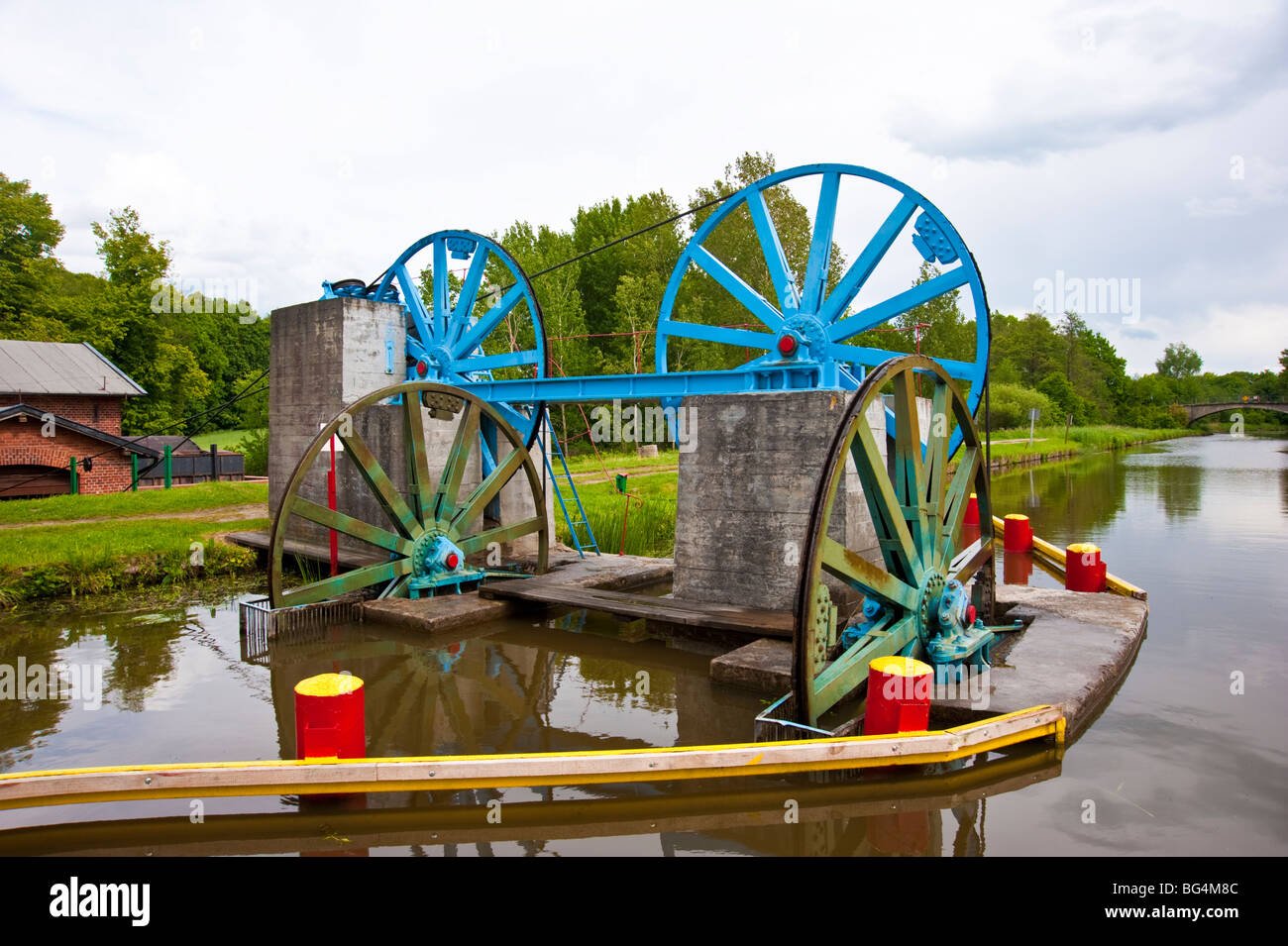 Canal Elblaski près de Elblag, Pologne | Oberländischer Kanal, Elbing, Polen Banque D'Images