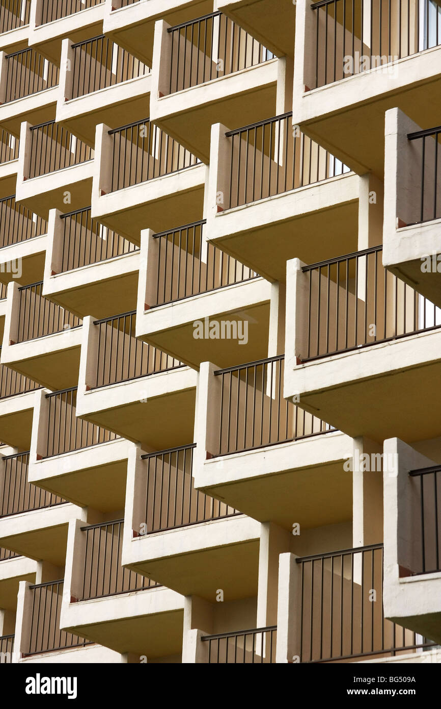 Un balcon sur la méditerranée moderne resort hotel. Banque D'Images