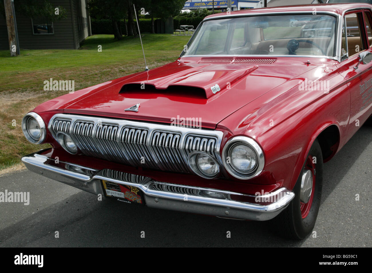 Vue frontale d un 1960 Dodge 330 Max Wedge sedan sur spectacle au  
