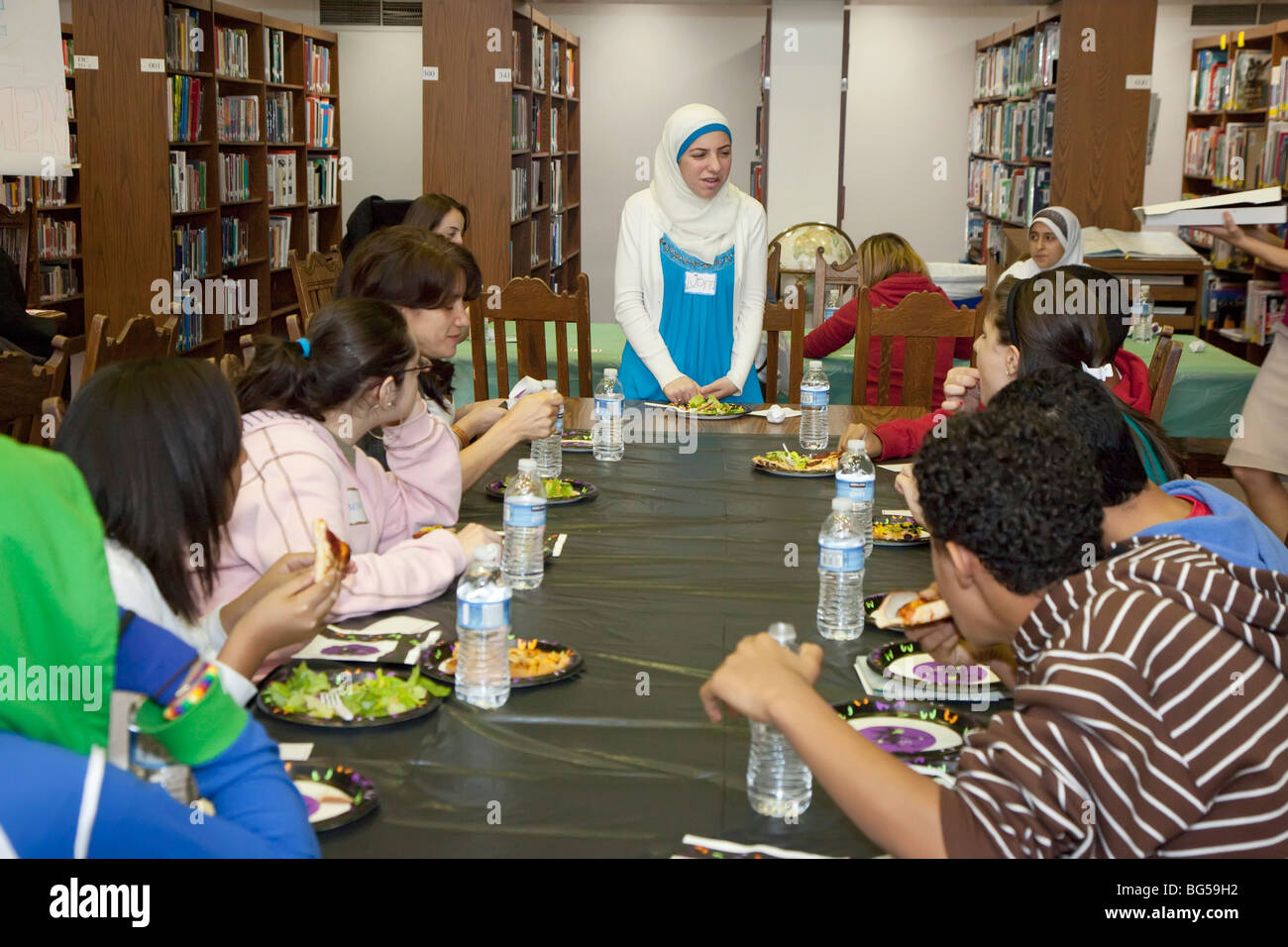 Mix It Up jour favorise la diversité à l'école secondaire Banque D'Images
