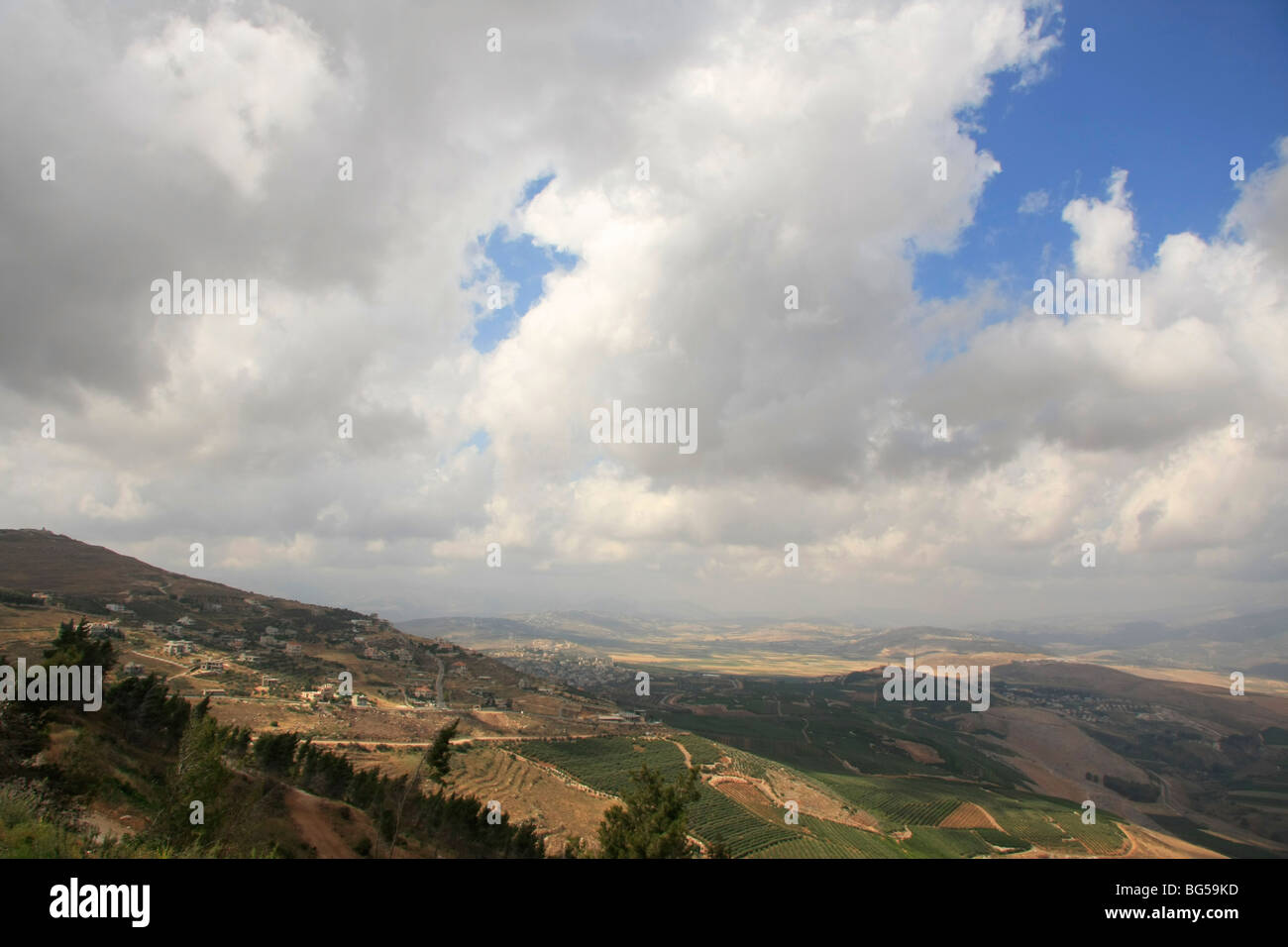 Israël, la Galilée, une vue sur le Liban du kibboutz Misgav Am Banque D'Images