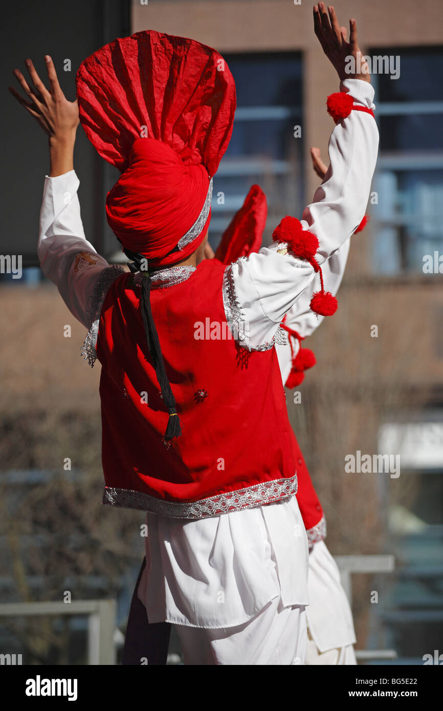 Bhangra, danse folklorique Punjabi Banque D'Images