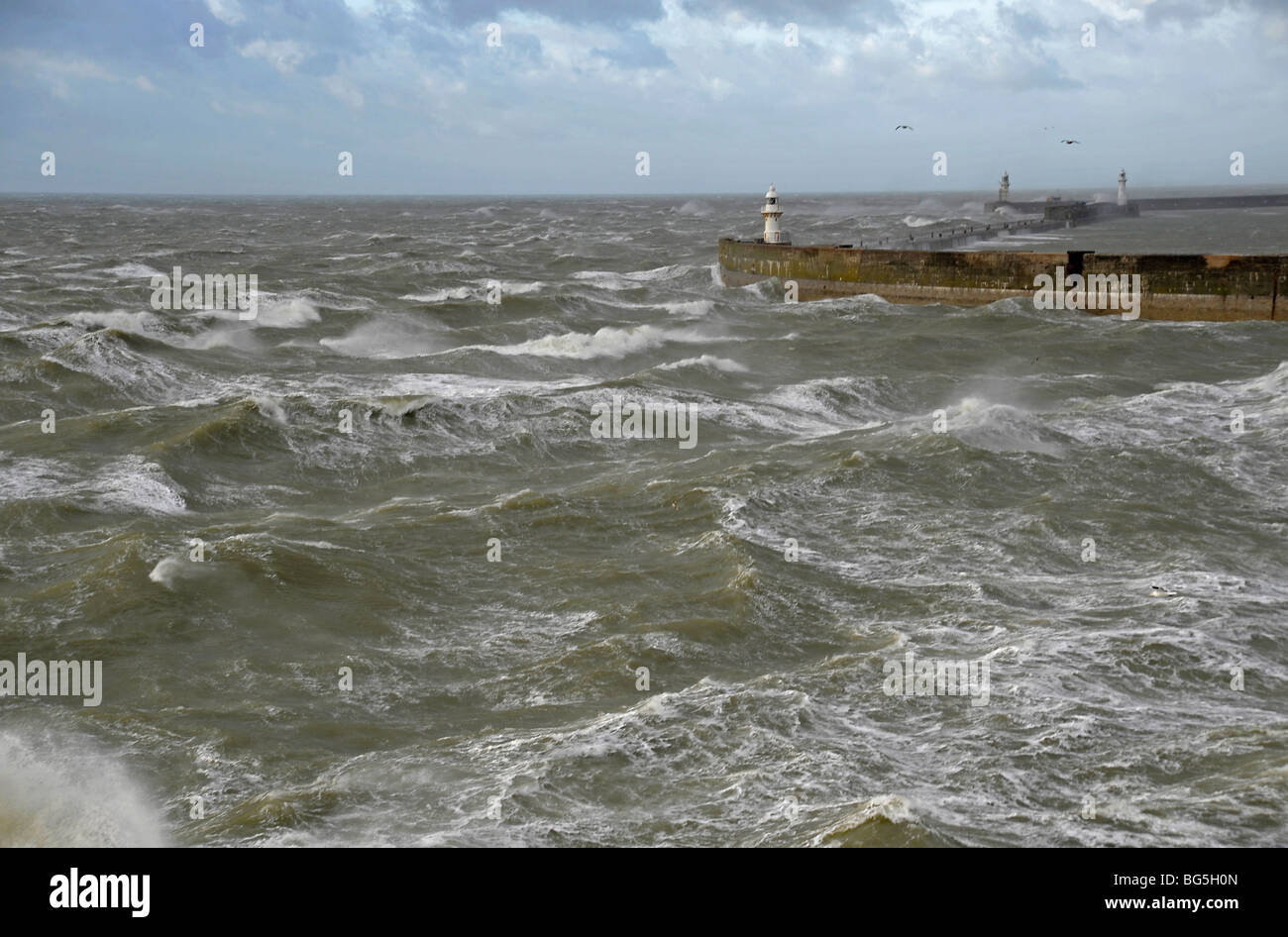 Channel ferry port Dover sur jour de tempête Banque D'Images