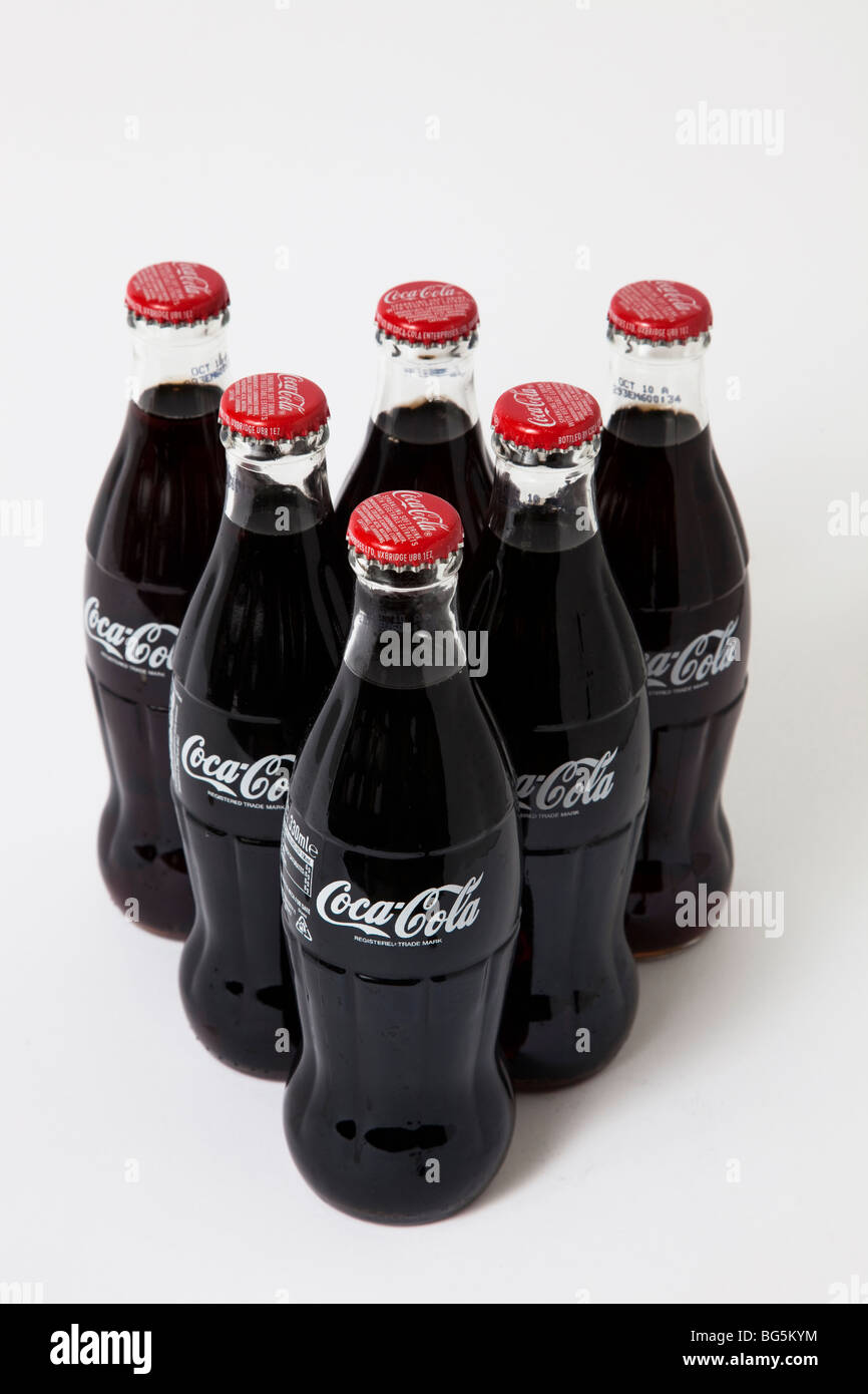 La bouteille Coca-Cola en verre est de retour dans un habillage vintage