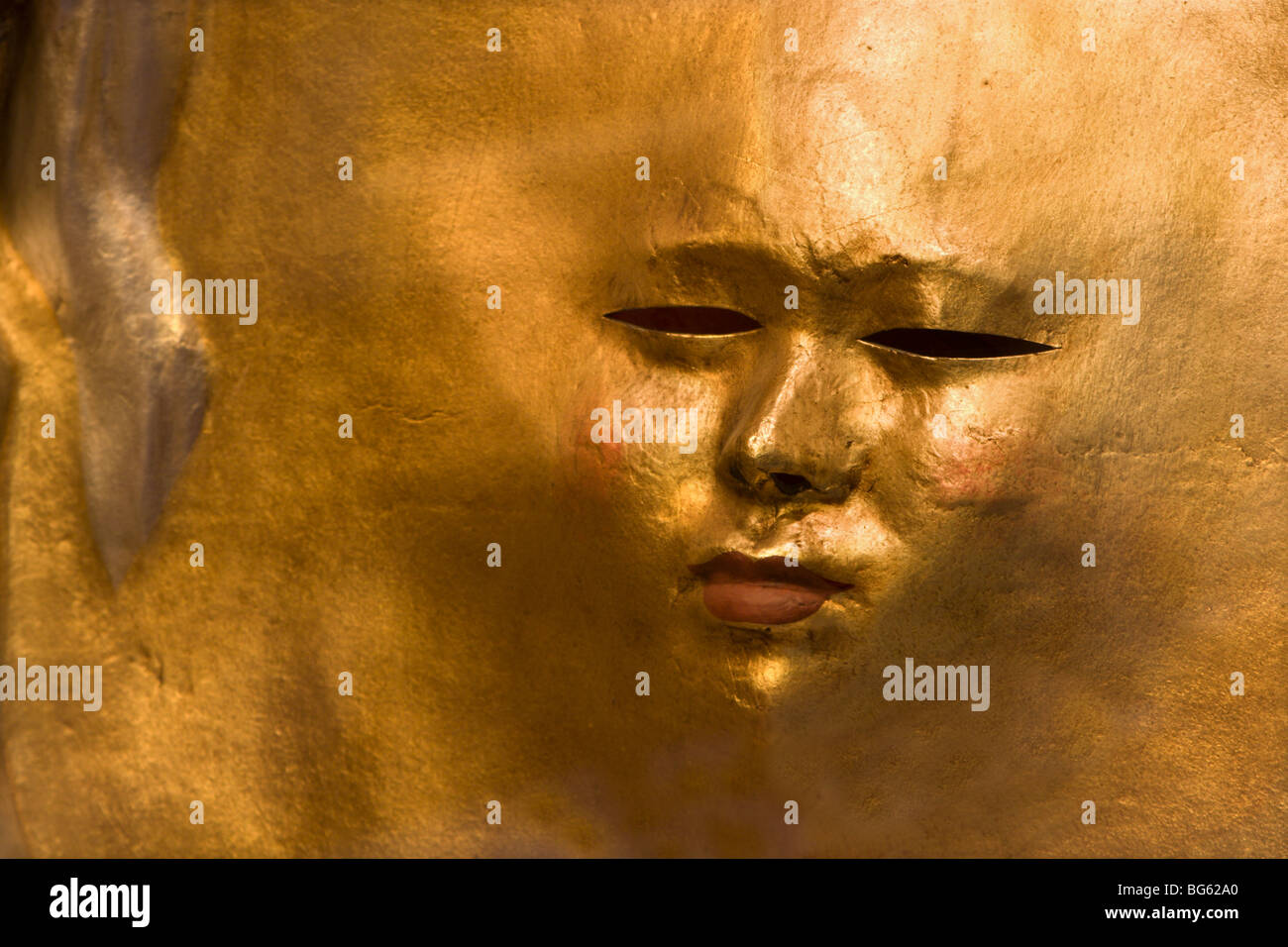 Masque d'or de Venise - sun Banque D'Images