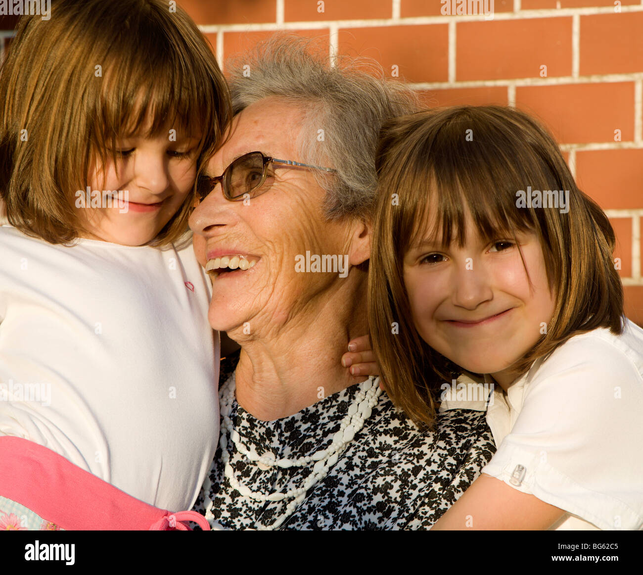 Grand-mère et grand-filles Banque D'Images