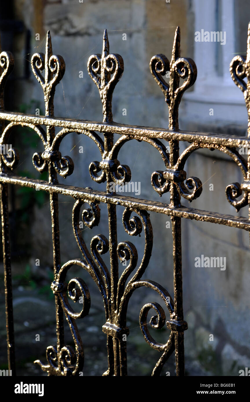 Fer forgé de cottages dans village Blockley, Gloucestershire, England, UK Banque D'Images