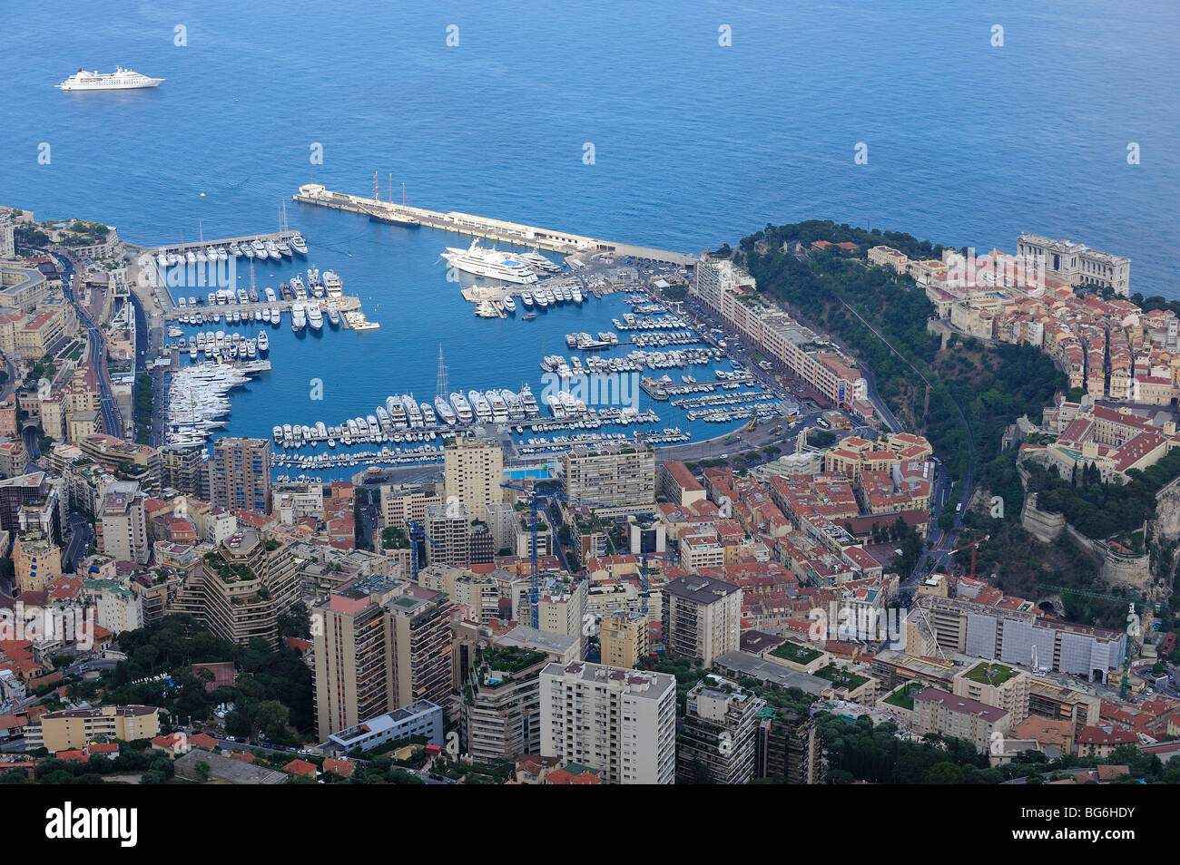 Vue sur la Principauté de Monaco, Mer Méditerranée Banque D'Images